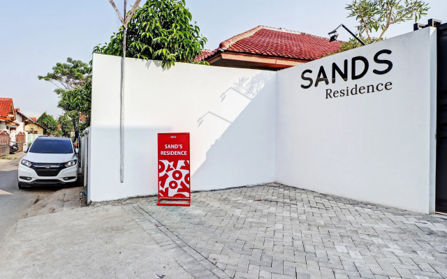 OYO 90510 Sand's Residence