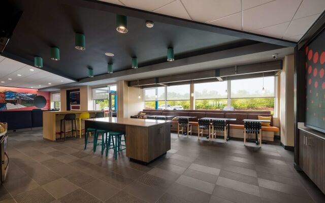 Tru By Hilton Novi Detroit