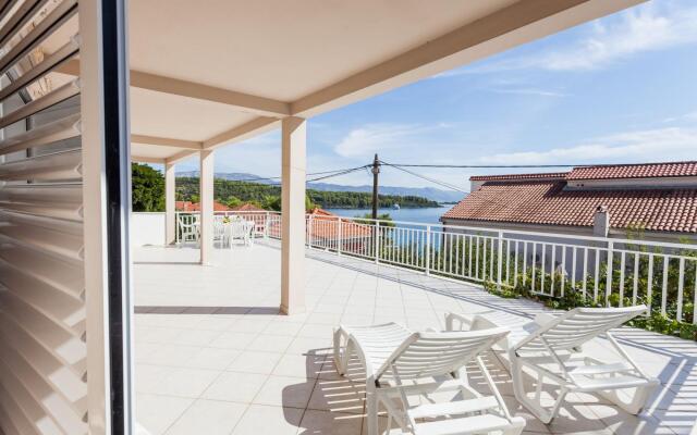 Dado - Terrace With sea View - A1