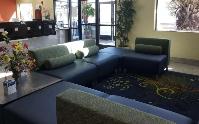 Quality Inn & Suites