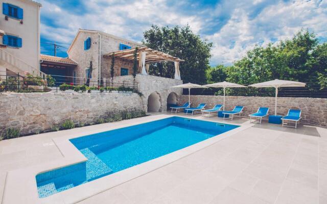 Villa DELUXE in Gabonjin