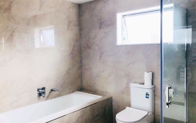Brand New Albany Family House