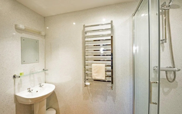 Llanerchindda Farm Guest House