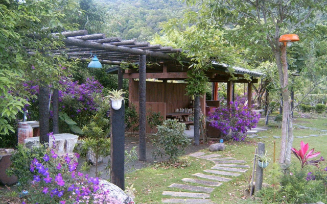 Zhen Shan Zhuang B&B