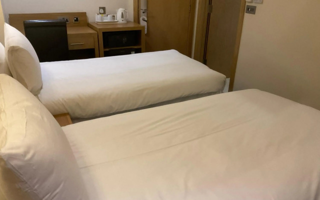 Regency Hotel Parkside