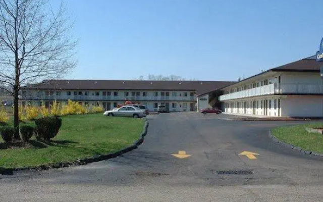 Hilltop Inn