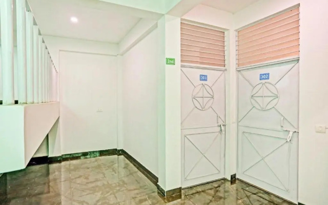 Flagship 84856 Hotel Krishna Stays