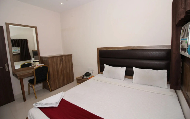 Hotel Meera
