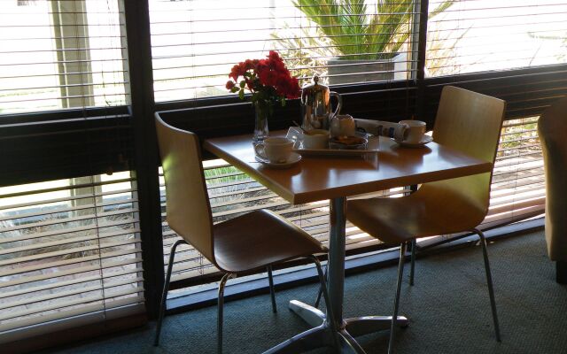 Hamilton Lonsdale Motel