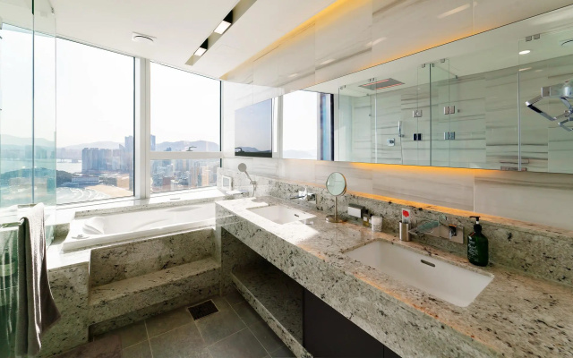Ocean Presidential Suite(Beach View with 3Bedroom)