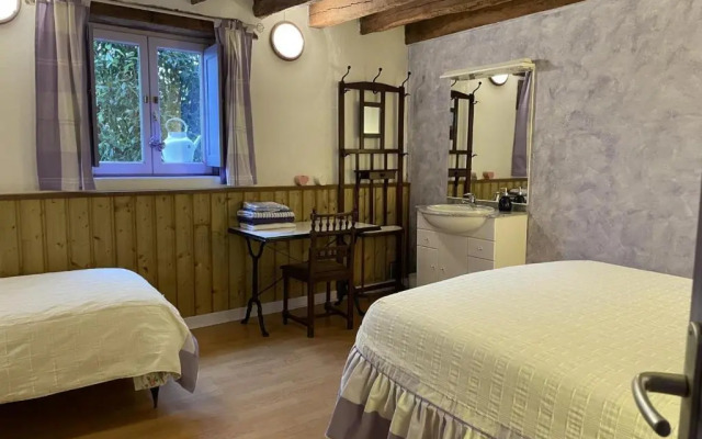 Gîte Noyant-d'Allier, 4 pièces, 9 personnes - FR-1-489-225