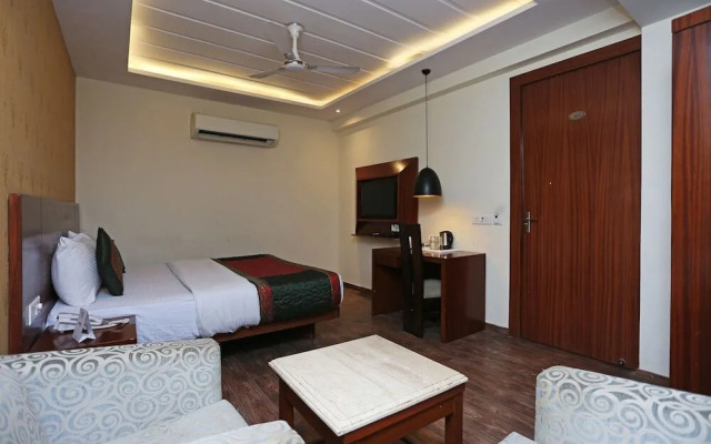 Lohias Hotel by OYO Rooms