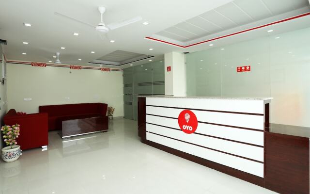 Oyo 9380 Near Artemis Hospital