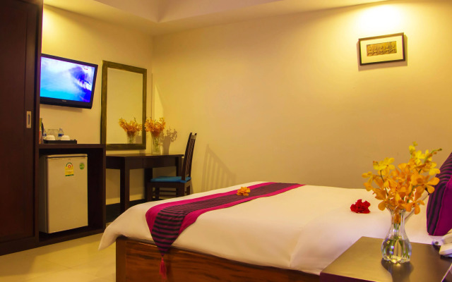 Skyline Boutique Hotel