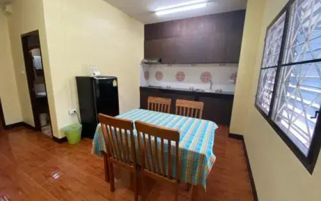ZEN Rooms Nanai Soi 2