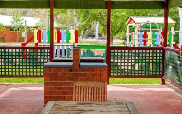 Albury Gardens Tourist Park