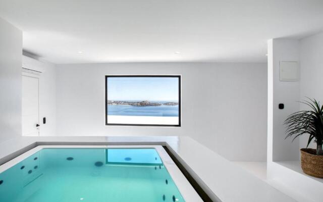 Psarou Black Villa II