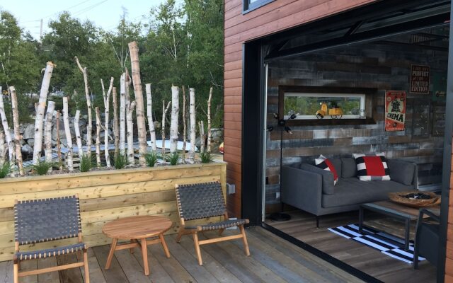 Lux Exec Home HFX Waterfront Pool Hot Tub