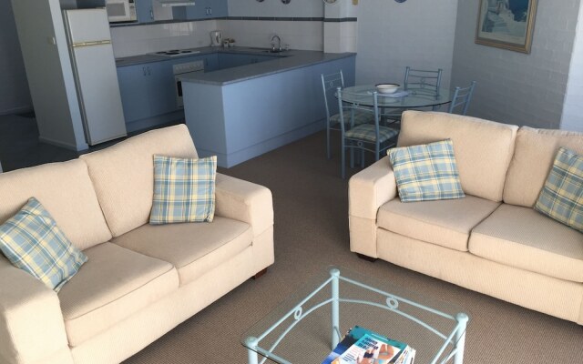 Breakers Apartments Mollymook