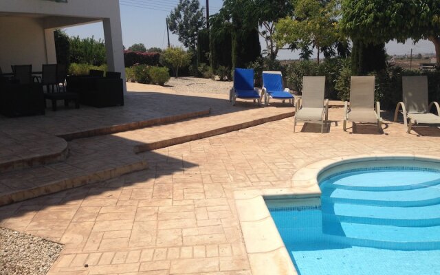 Ikaros Villa