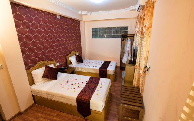 Royal Yadanarbon Hotel