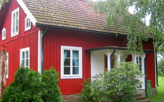 8 Person Holiday Home In Alsterbro