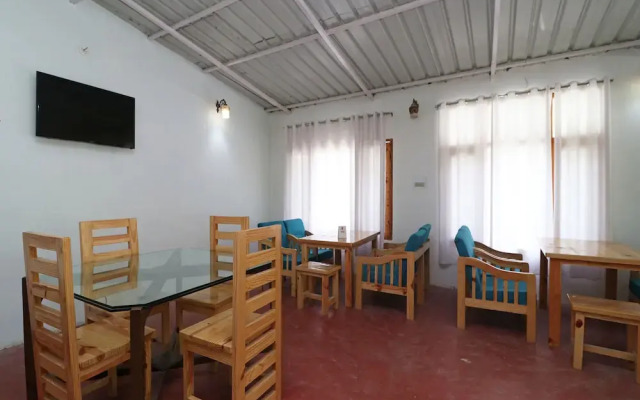 OYO 15139 Hotel Devlok International