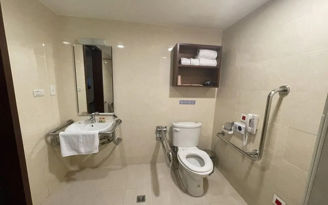 CHECKinn Taipei NeiHu (Quarantine Hotel)
