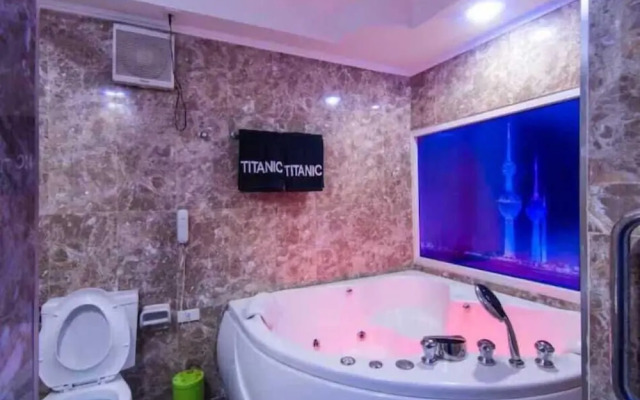 Titanic Residence 5 minutes walk to Walking Street