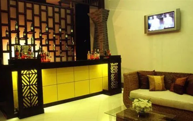 Royal Orchid Resort