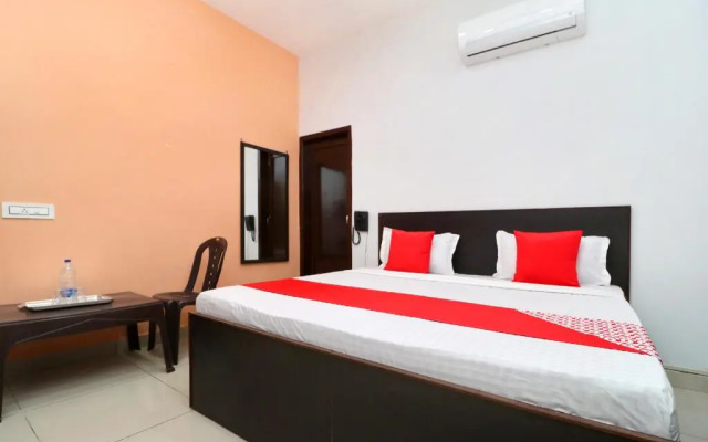 Hotel Smart King By OYO Rooms