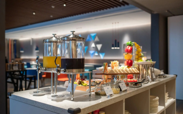 Holiday Inn Express Zhuhai Gongbei By Ihg