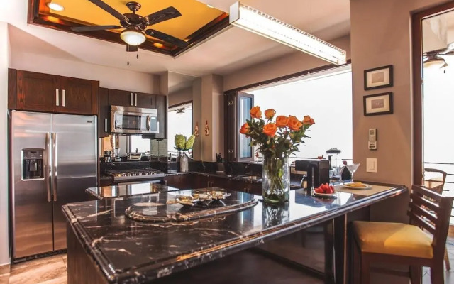 Pinnacle Resorts 220