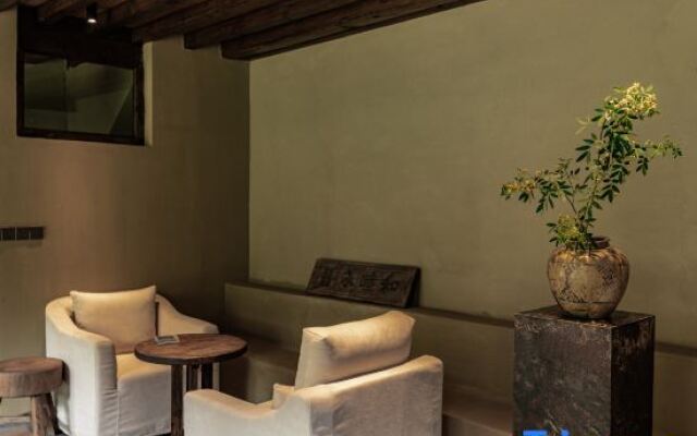 Yangheguang Yinshe Courtyard (Dali Ancient City)