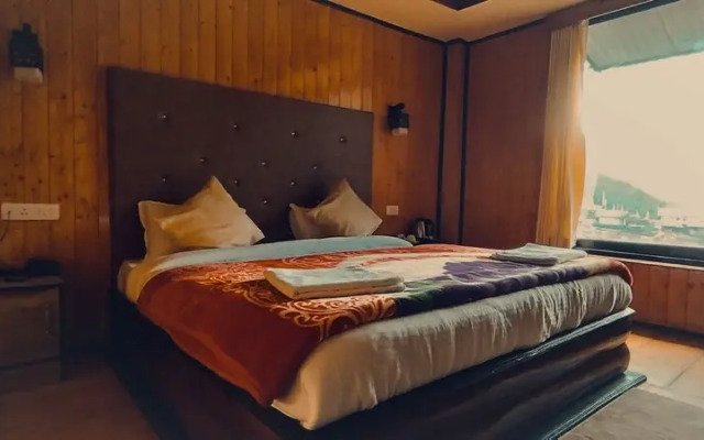 Rufina Lachung's Pride & SPA