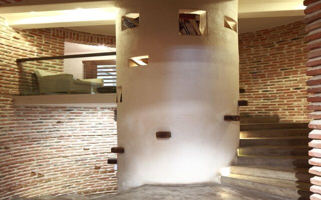 Zuo You Ke Theme Hotel