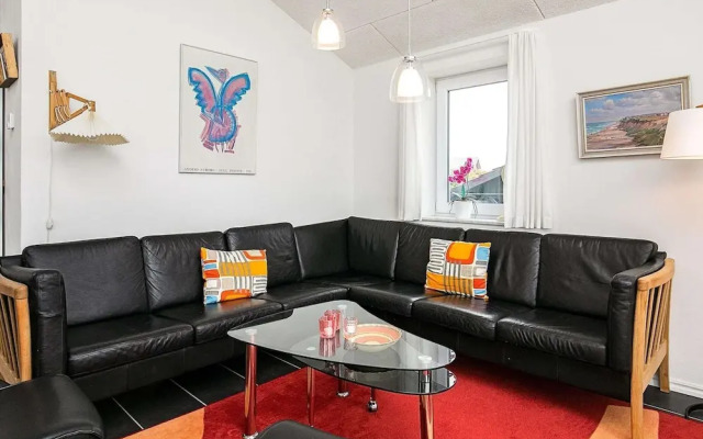 10 Person Holiday Home in Lokken-by Traum