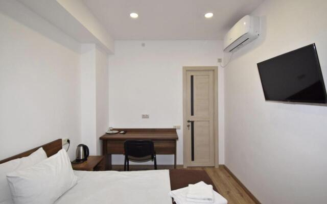 Patriott Hotel