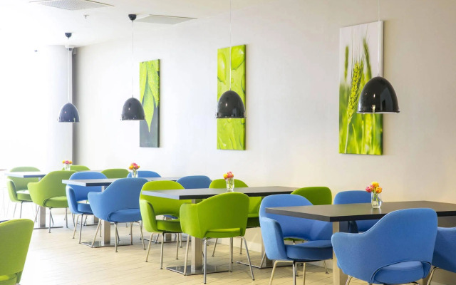 Holiday Inn Express Amsterdam - Arena Towers by IHG