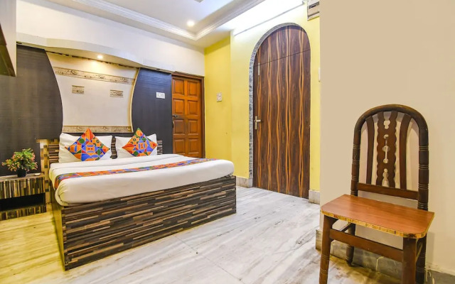 Fabexpress Avenue Villa