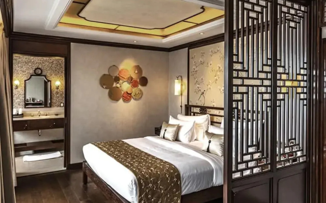 Heritage Line Ginger Cruise – Ha Long Bay & Lan Ha Bay