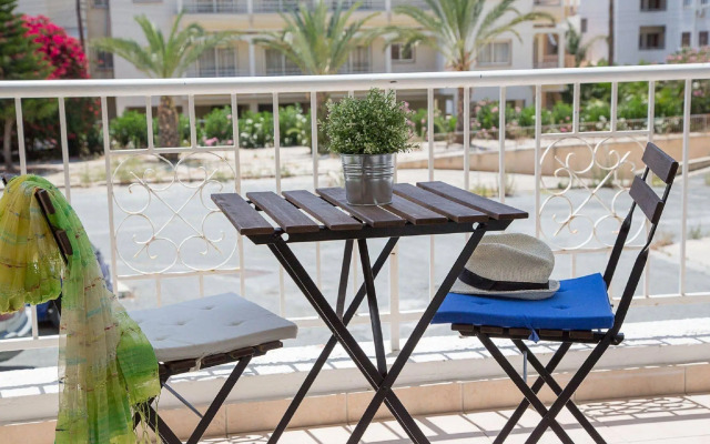Paphos Love Nest Apartment