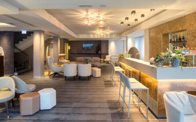 Hotel Dory & Suite