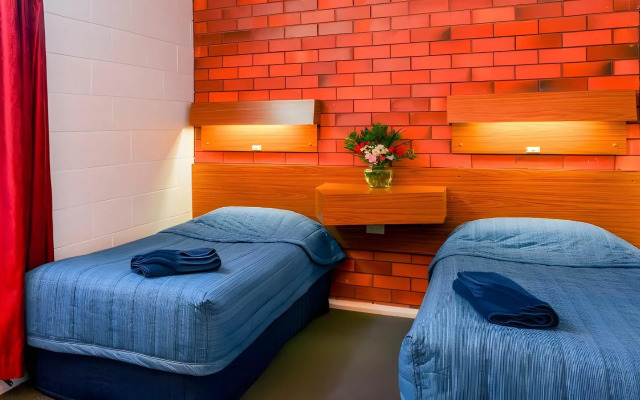 Rest Point Motor Inn