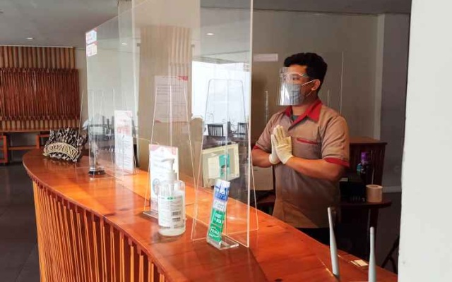 Hotel Mentari Pasar Lama – People – Tangerang