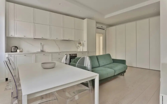 Elegant 2-bed apt in the Centre of Milan