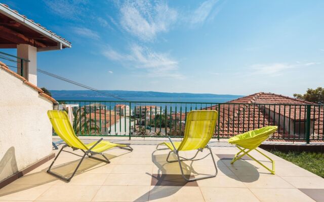 Spacious apt w Magnificent sea View & big Terrace