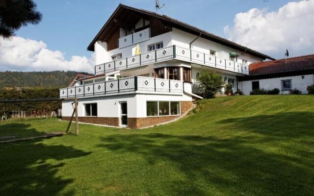 Hotel "Haus am Berg"