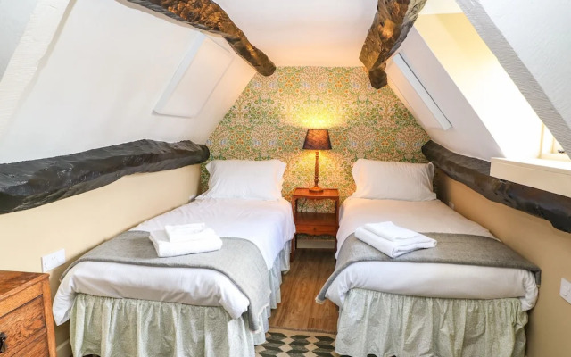 Rood Cottage