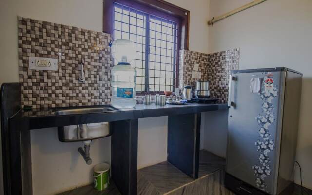 OYO 13528 Home 1BHK Siolim